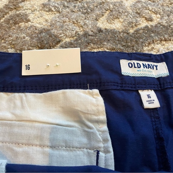 Women’s Mid Rise Stretch Navy Blue Shorts 16 7” Inseam Summer Chino Cotton New - Picture 3 of 8